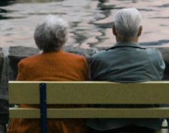 Пара, прожившая вместе 67 лет, умерла в один день