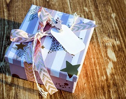 Психологи: дарить подарки приятнее, чем получать