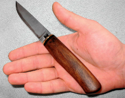 В Уфе подросток ранил ножом сотрудниц магазина