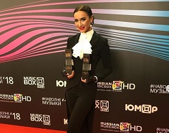 Ольга Бузова получила две награды на премии MusicBox