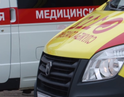 Омская пенсионерка выпала из маршрутного такси на ходу
