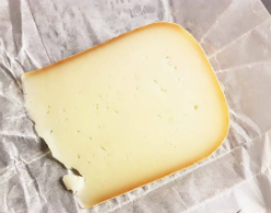 Сыр помогает бороться с онкологией и диабетом