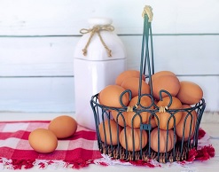 Диетолог развеяла миф о «правильных» яйцах
