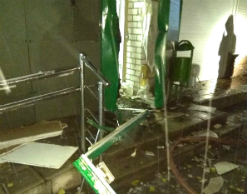 В Череповце взломщик погиб при взрыве банкомата