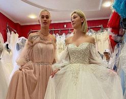 Снова невеста: Ивлеева выбирает новое свадебное  платье