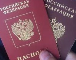 Россиян могут обязать менять паспорт в 60 лет