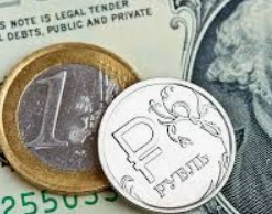 Аналитики признали рубль худшей валютой 2020 года