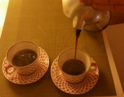Две чашки кофе способны заменить виагру