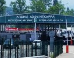 Туристы из РФ напугали Абхазию своим натиском