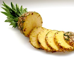 Ученые: ананас поможет избавиться от болей в спине